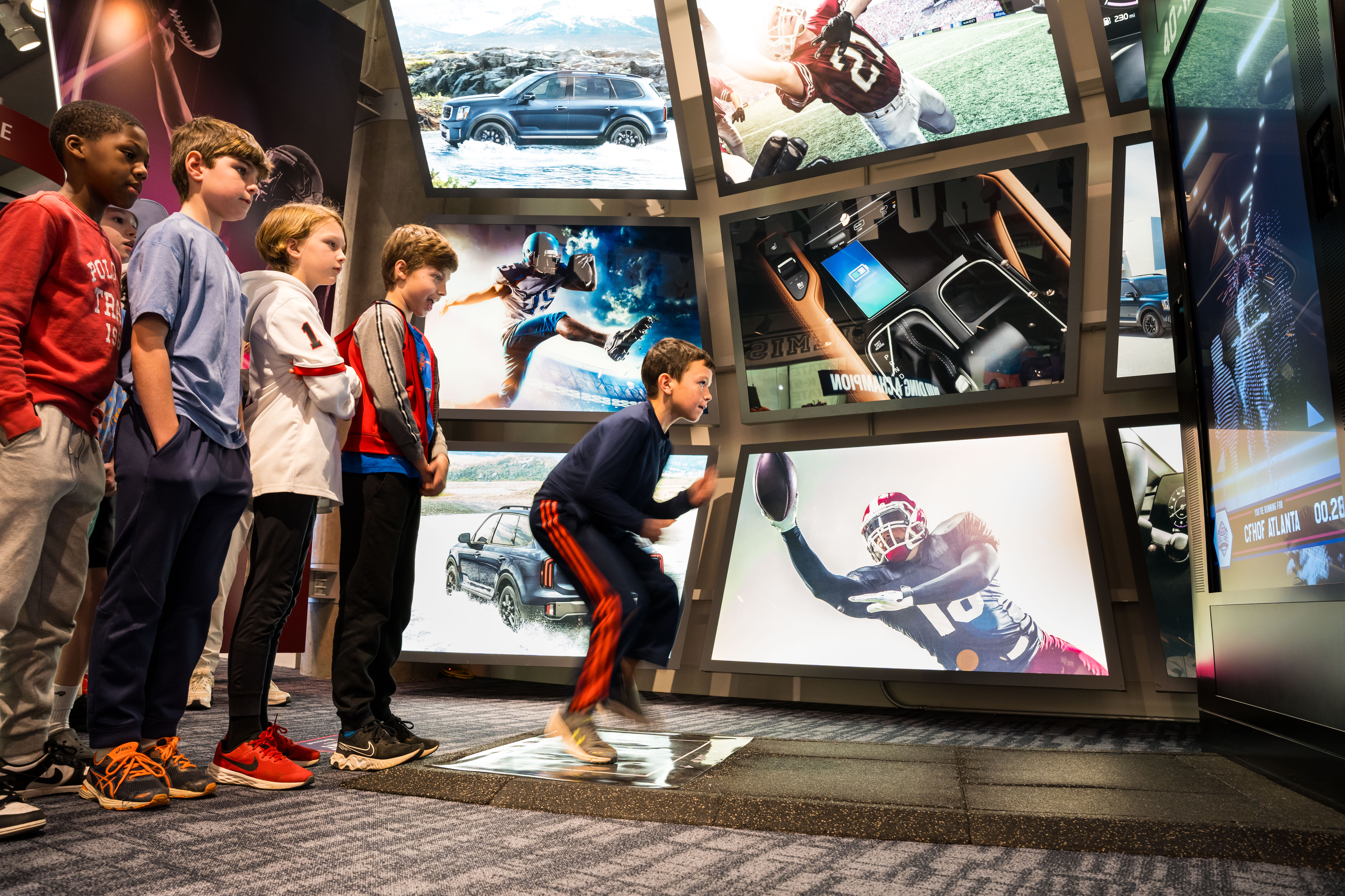 School Group In KIA Area 17 (2)